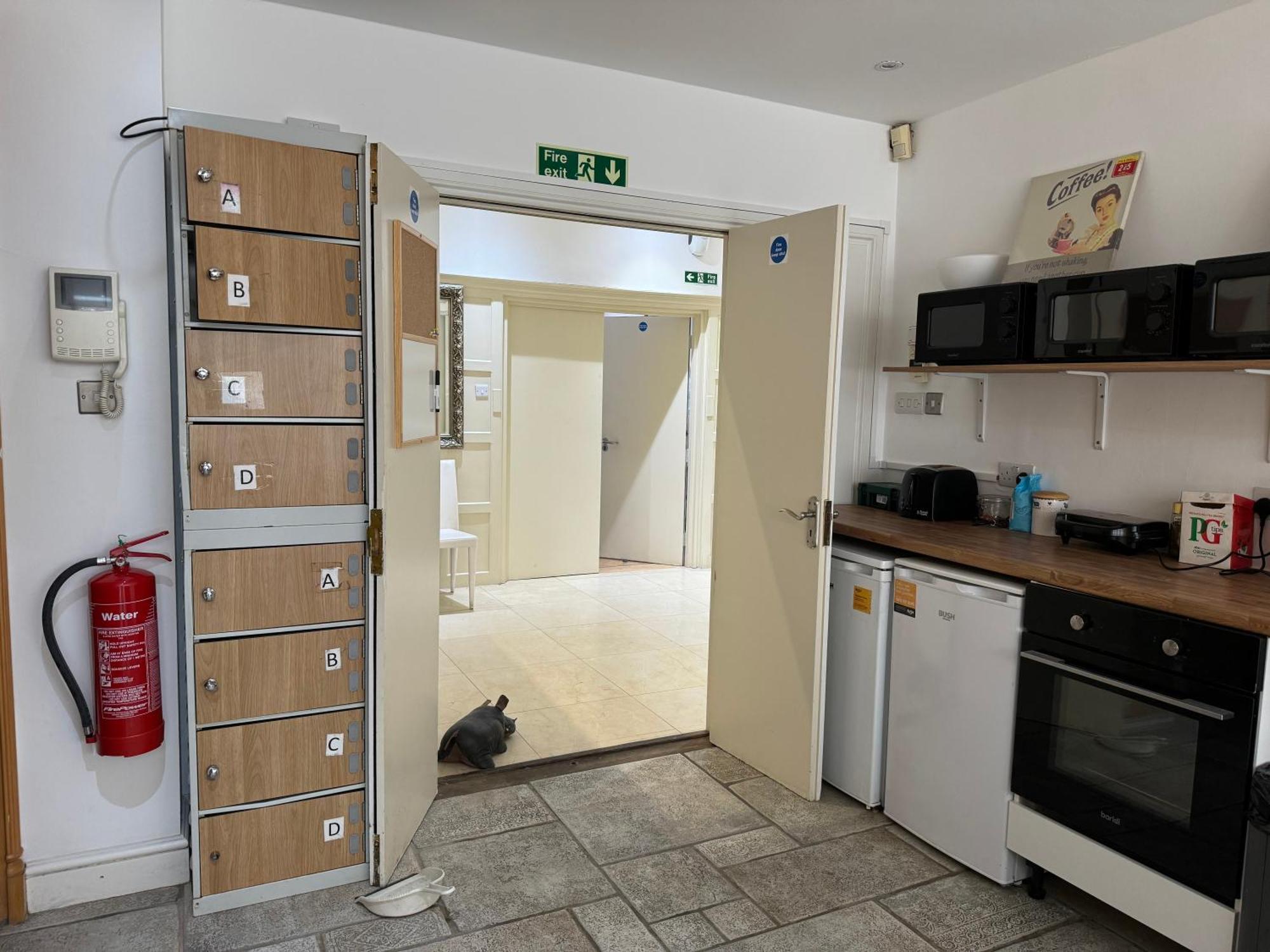 365 London Hostel Екстериор снимка